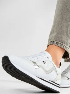 Feminine Active City Sneaker