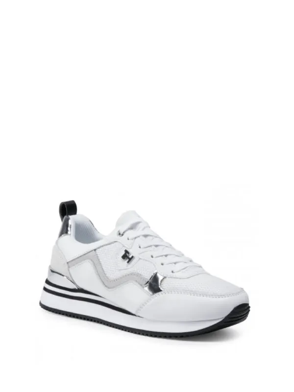 Feminine Active City Sneaker