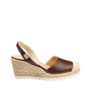Frida Montada 1924 Ciervo: Closed Toe Leather Menorcan Espadrille