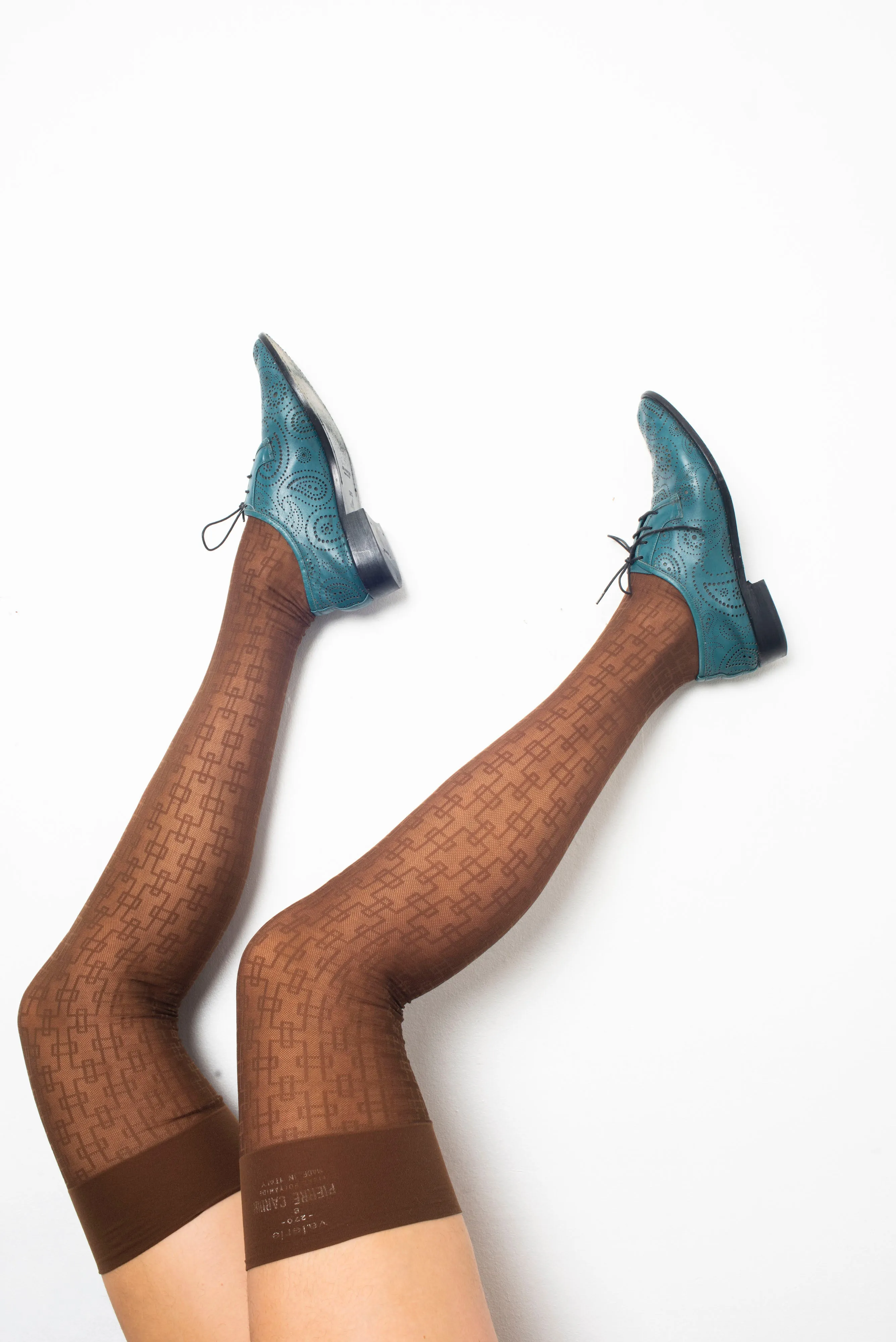Jil Sander peacock blue perforated leather derbies in paisley motif size 38,5