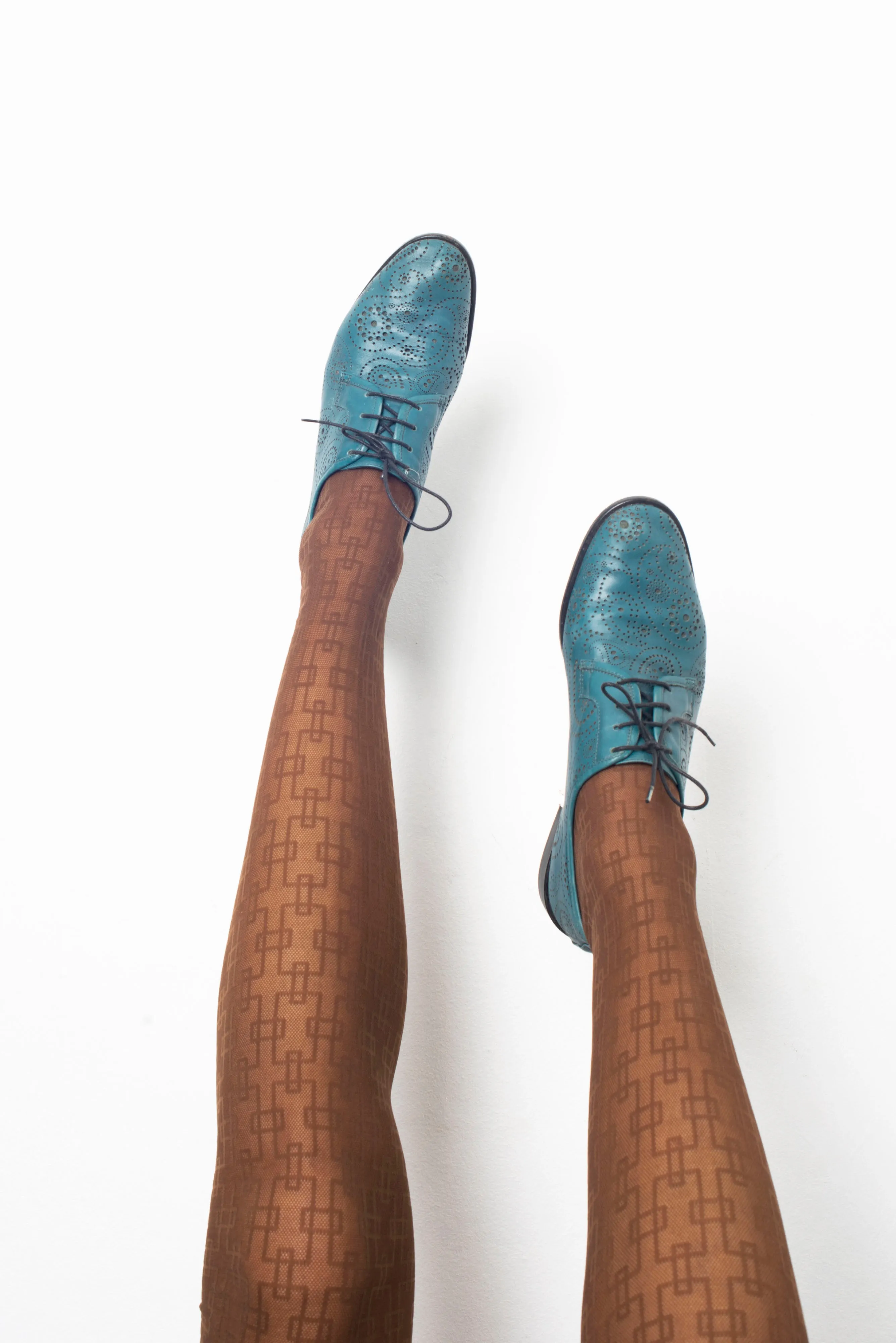 Jil Sander peacock blue perforated leather derbies in paisley motif size 38,5