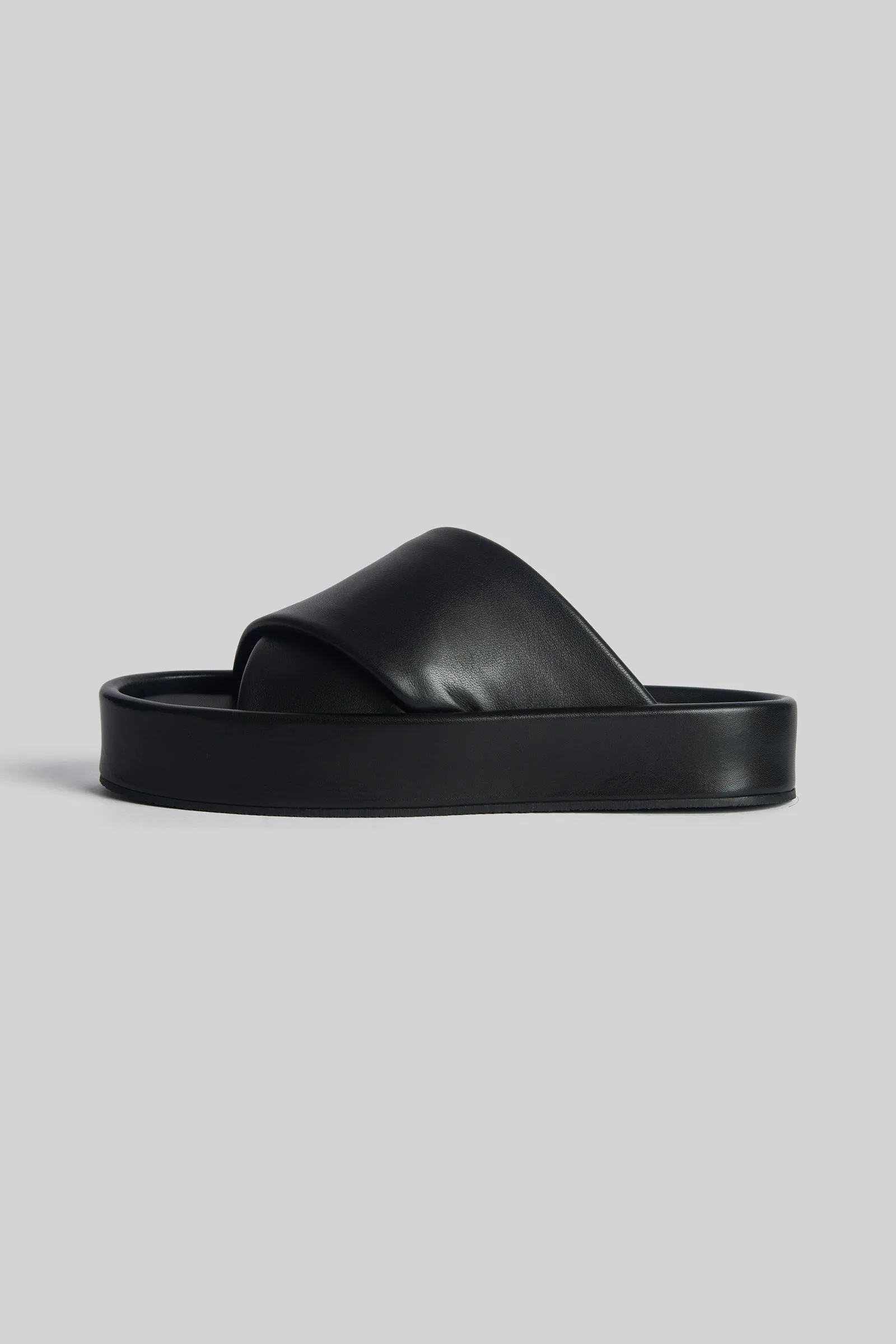 JVAM | Aiden – Black