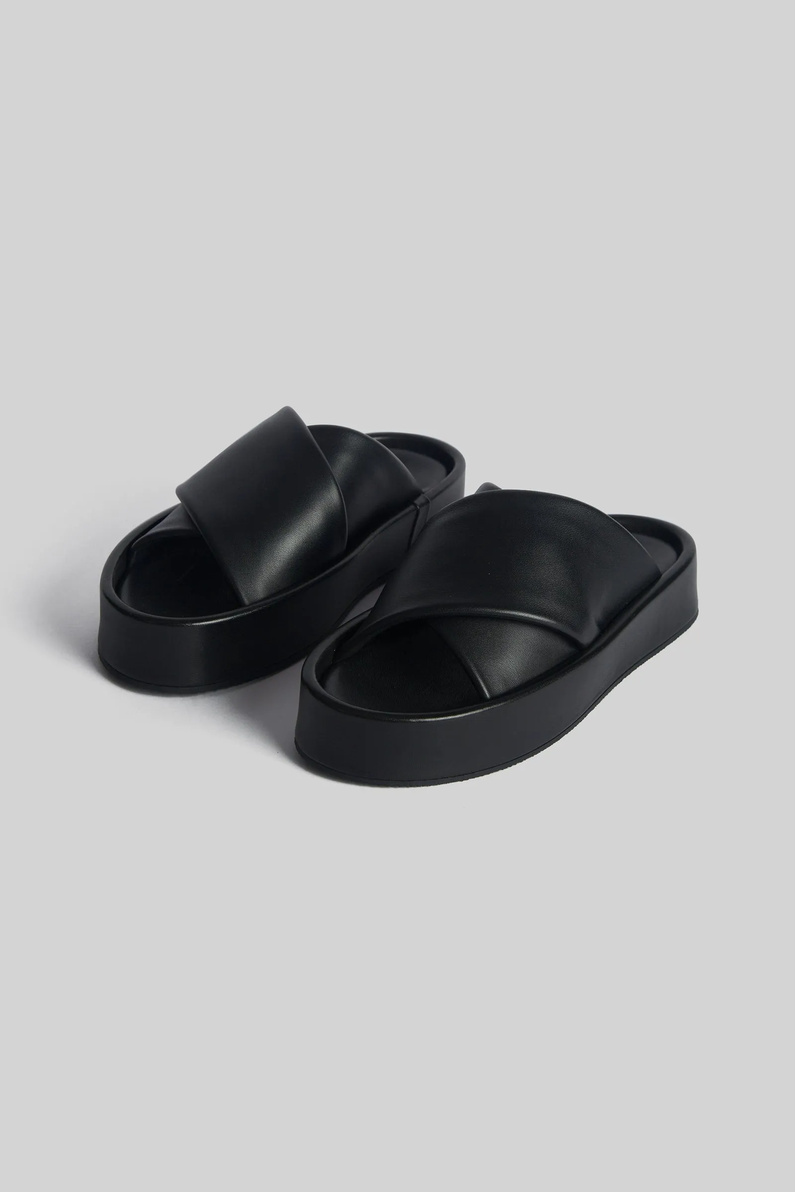 JVAM | Aiden – Black