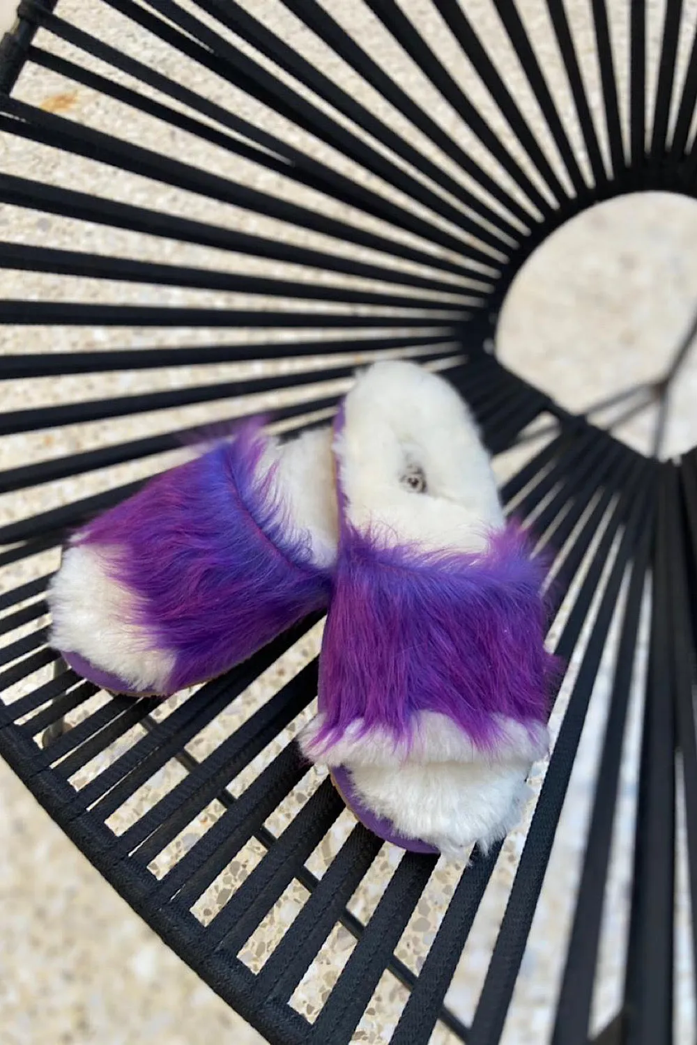 LONG HAIR PONY SLIDE SLIPPER