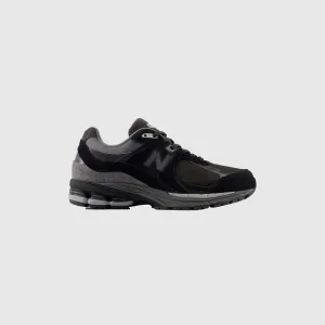 New Balance 2002R Black / Castlerock
