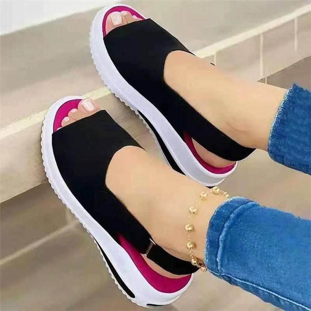 North  Royal Open-Toe Leather Sandals