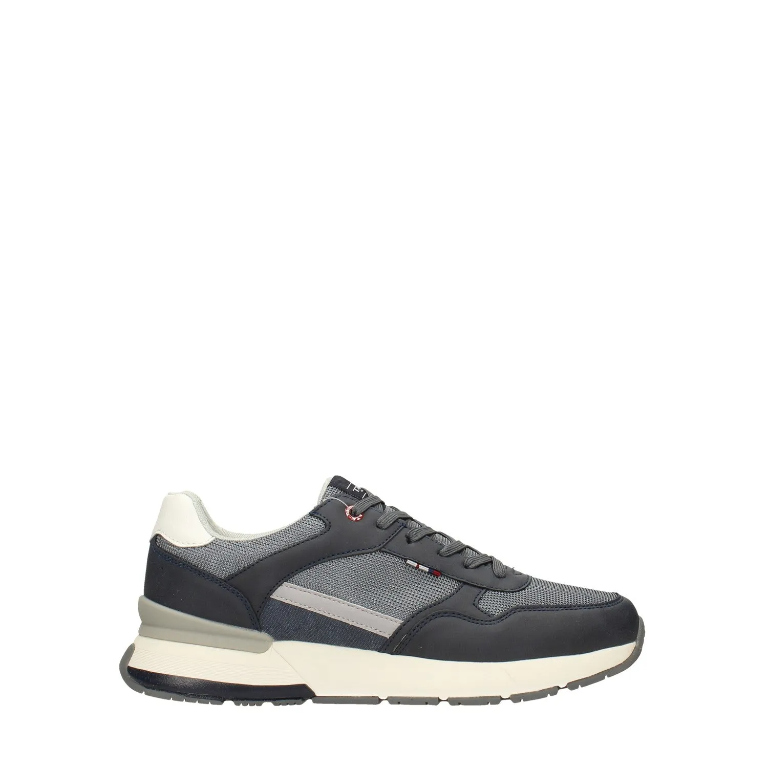 Sneakers con inserti in tessuto. sottopiede in Memory Active