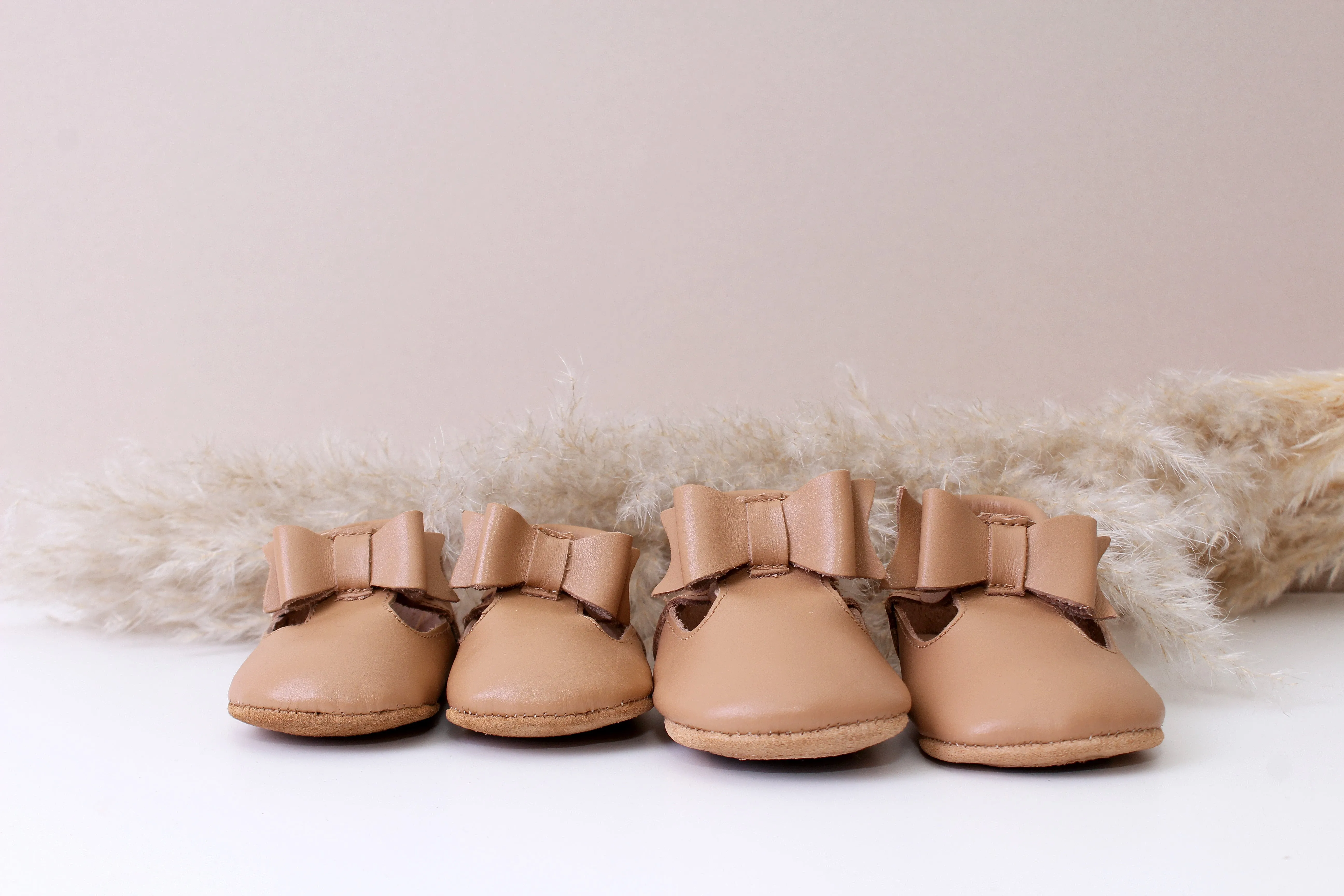 Winnie Tan Bow Girls Moccasins